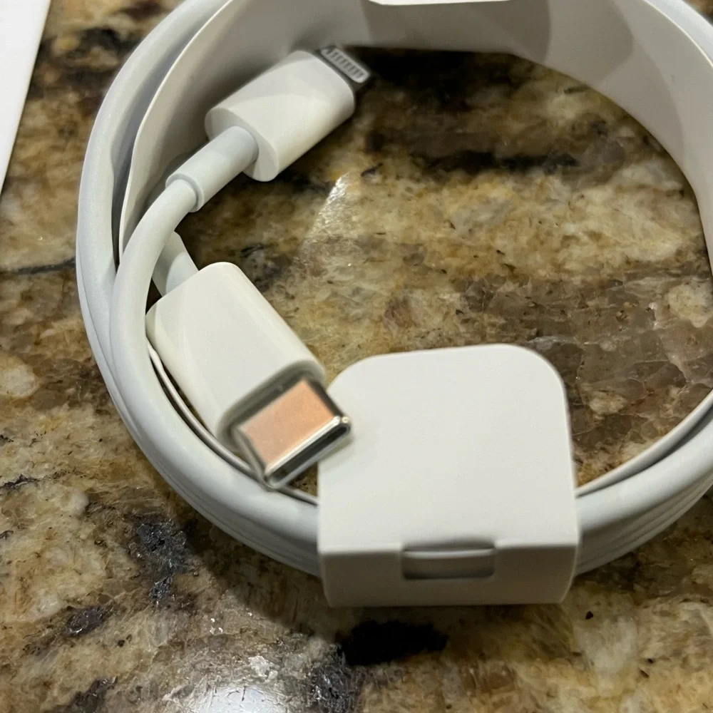 Apple USB-C Lightning Cable